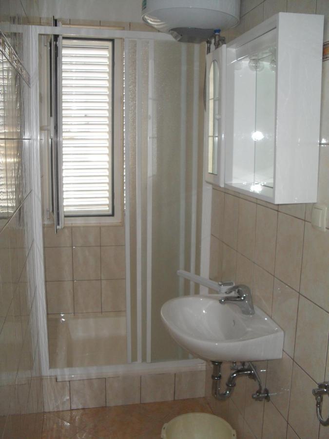 Anka Bunic Bed & Breakfast Rab Town Exterior photo