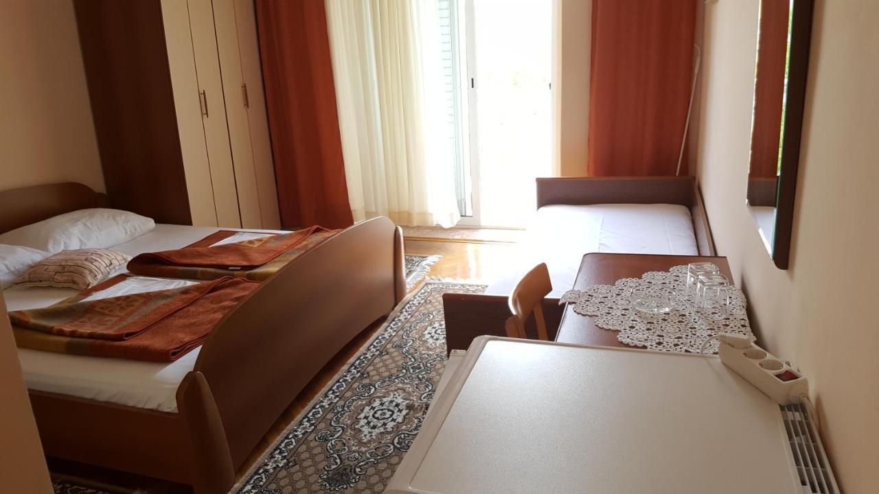 Anka Bunic Bed & Breakfast Rab Town Exterior photo