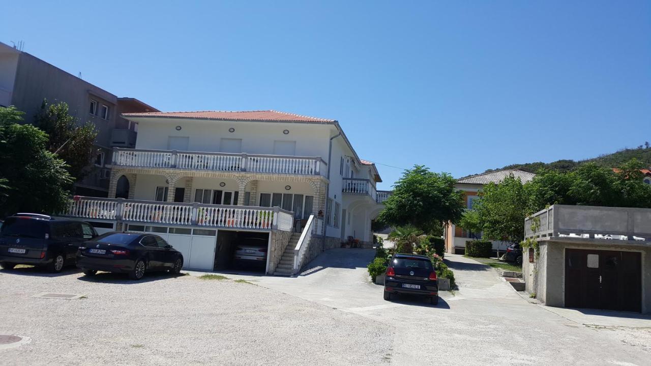 Anka Bunic Bed & Breakfast Rab Town Exterior photo